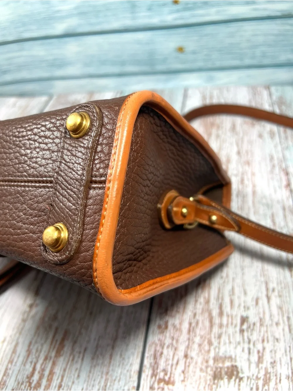 🦆 DOONEY & BOURKE ESSEX AWL PEBBLED BROWN AND BRITISH TAN CROSSBODY VINTAGE - Picture 7 of 16